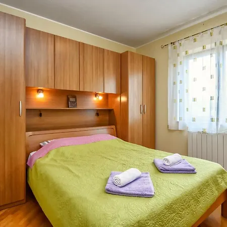 Apartman Lavanda *